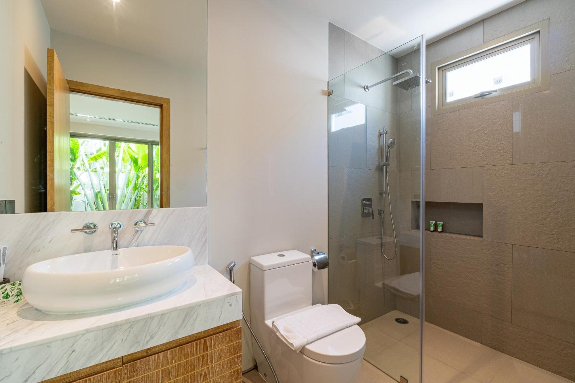 Trichada Breeze 3Br Stylish Villa, 15 Min To Layan Beach Thalang Exteriör bild