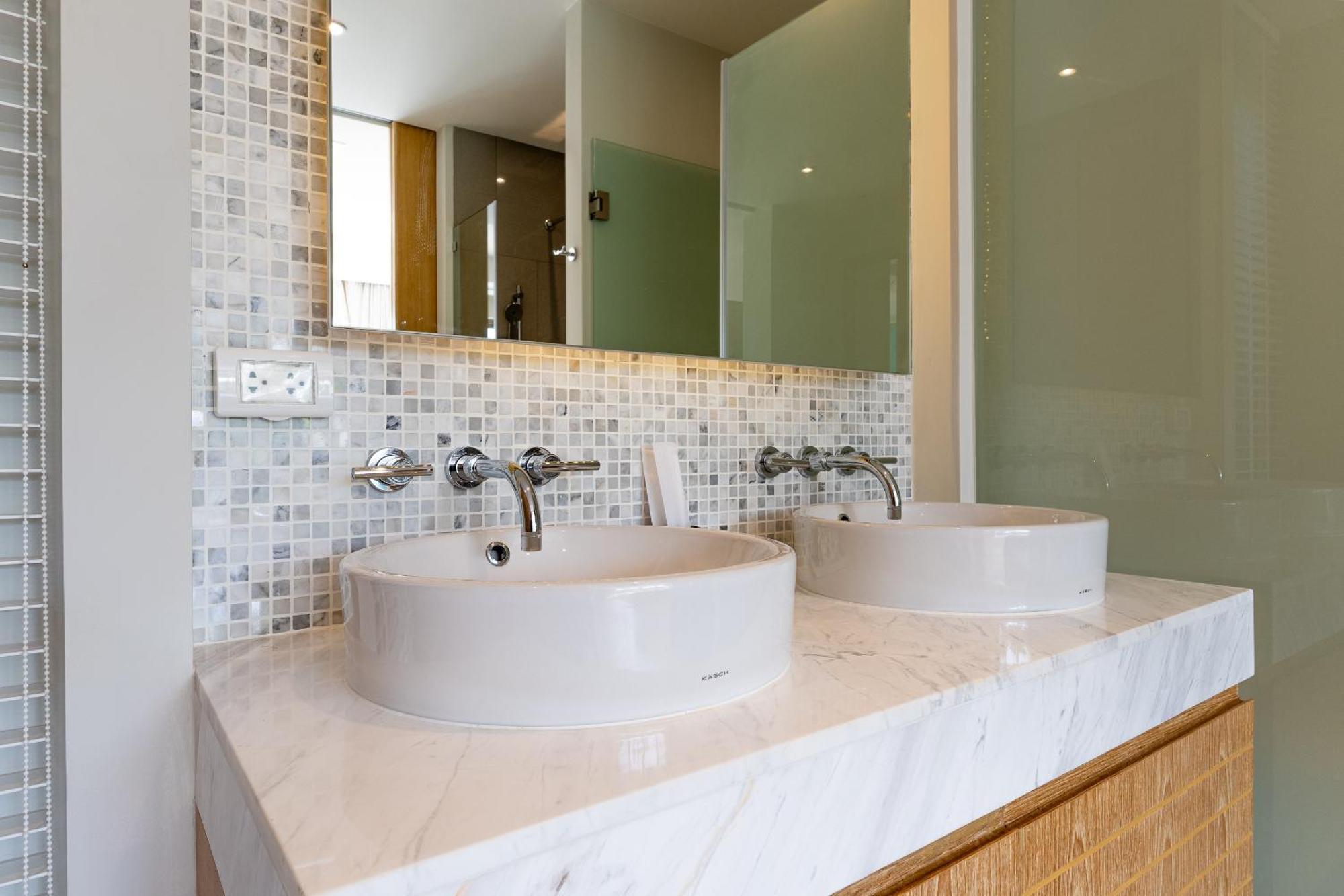 Trichada Breeze 3Br Stylish Villa, 15 Min To Layan Beach Thalang Exteriör bild